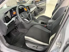 2023 Volkswagen Golf 280TSI DSG Pro — фото 7