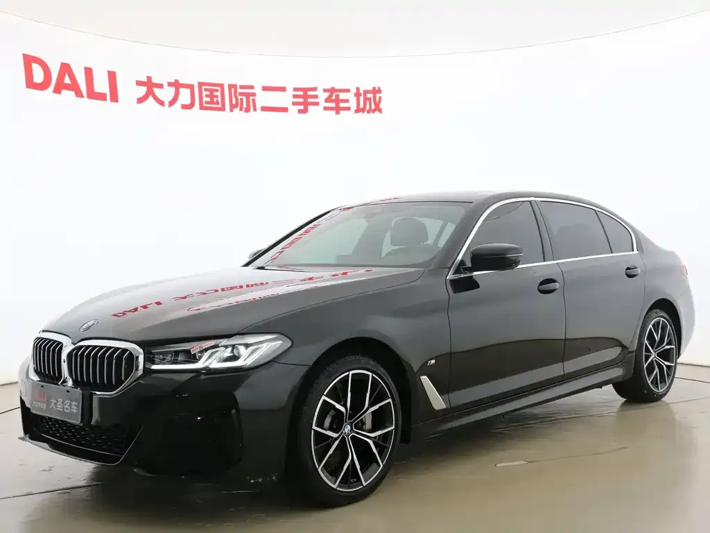 2022 BMW 5 Series 5 530Li M