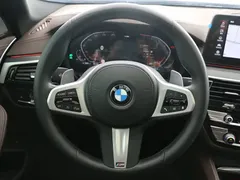 2022 BMW 5 Series 5 530Li M, чёрный — фото 10