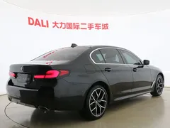 2022 BMW 5 Series 5 530Li M, чёрный — фото 14