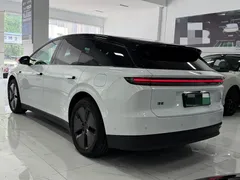 2025 Li Auto i6 2WD, белый — фото 10