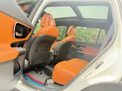 2023 Mercedes-Benz GLC 260 L 4MATIC Sport 7-seat, белый — фото 6