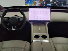 2025 Xiaomi YU7 4WD Max — фото 12