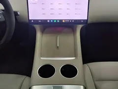2025 Xiaomi YU7 4WD Max — фото 16