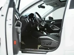2022 Audi Q3 35 TFSI, белый — фото 25