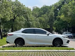 2021 Toyota Camry 2.0G, белый — фото 8