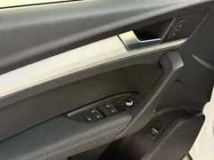 2020 Audi Q5L 40 TFSI, белый — фото 13