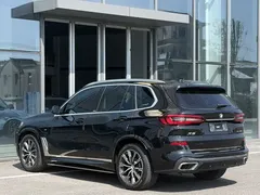 2022 BMW X5 xDrive40i M, чёрный — фото 15