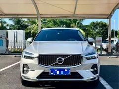 2022 Volvo XC60 4WD Luxury — фото 2