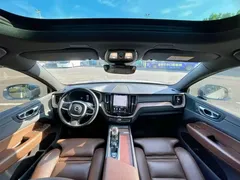 2022 Volvo XC60 4WD Luxury — фото 5