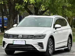 2020 Volkswagen Tiguan L 430PHEV Flagship PHEV, белый — фото 1