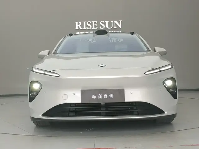 2024 Nio ET7 75kWh Executive