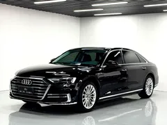 2021 Audi A8L 50 TFSI quattro Comfort, чёрный — фото 1