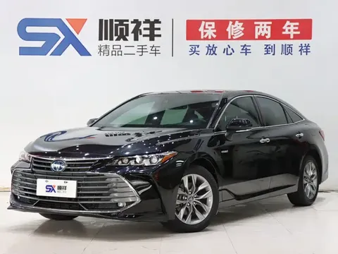 2019 Toyota Avalon Hybrid 2.5L Luxury VI