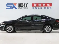 2019 Toyota Avalon Hybrid 2.5L Luxury VI, чёрный — фото 4