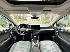2022 Volkswagen Tiguan L 430PHEV, чёрный — фото 5