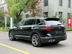 2022 Volkswagen Tiguan L 430PHEV, чёрный — фото 9