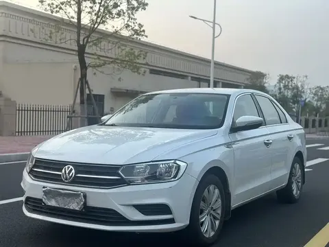 2019 Volkswagen 1.5L AT V