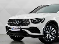 2021 Mercedes-Benz GLC Coupe GLC 300 4MATIC SUV, белый — фото 3