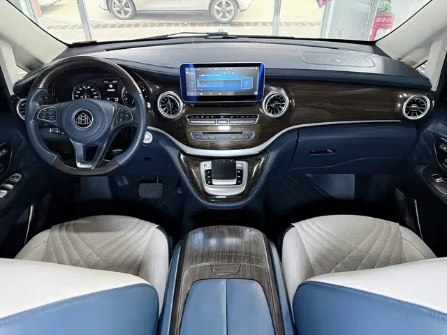 2021 Mercedes-Benz Vito 2.0T 7