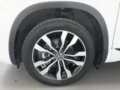 2022 Volkswagen Tayron 380TSI 4WD R-Line, белый — фото 17