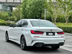 2022 BMW 3 Series 320Li M, белый — фото 4