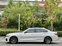 2022 BMW 3 Series 320Li M, белый — фото 7