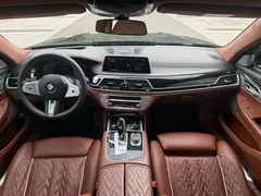 2021 BMW 7 Series 740Li xDrive Executive M Sport Package, чёрный — фото 6