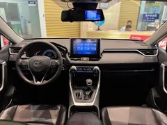 2021 Toyota RAV4 2.0L CVT 2WD Fashion, белый — фото 13