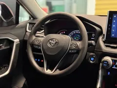 2021 Toyota RAV4 2.0L CVT 2WD Fashion, белый — фото 14