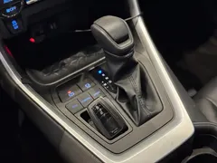 2021 Toyota RAV4 2.0L CVT 2WD Fashion, белый — фото 18