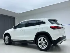 2022 Mercedes-Benz GLA 180, белый — фото 4