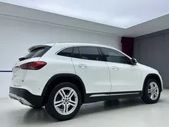 2022 Mercedes-Benz GLA 180, белый — фото 6