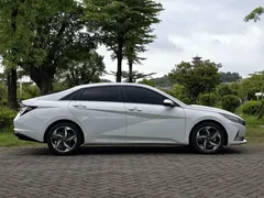 2022 Hyundai Elantra 240TGDi DCT GLX Elite, белый — фото 5