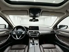 2022 BMW 5 Series 5 530Li, белый — фото 5