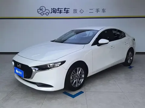 2022 Mazda 3 2.0L AT