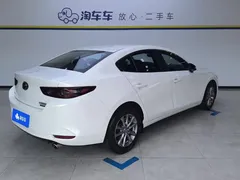 2022 Mazda 3 2.0L AT, белый — фото 3