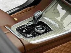 2021 BMW X7 xDrive40i M, чёрный — фото 14
