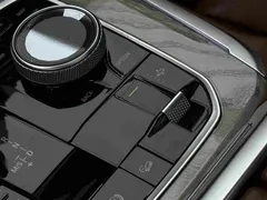 2021 BMW X7 xDrive40i M, чёрный — фото 20