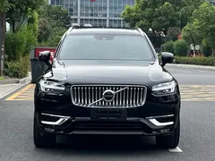 2021 Volvo XC90 B5 Luxury 7-seat, чёрный — фото 2