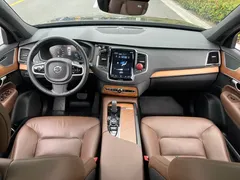 2021 Volvo XC90 B5 Luxury 7-seat, чёрный — фото 17