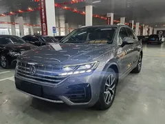 2021 Volkswagen Touareg 3.0TSI Sport Package — фото 1