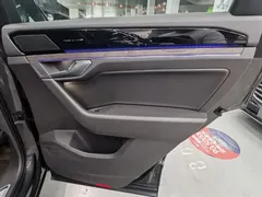 2021 Volkswagen Touareg 3.0TSI Sport Package — фото 19