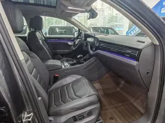 2021 Volkswagen Touareg 3.0TSI Sport Package — фото 22