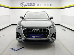 2022 Audi Q3 35 TFSI — фото 2