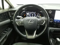 2022 Lexus NX 260 — фото 11