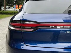 2023 Porsche Macan 2.0T, синий — фото 13