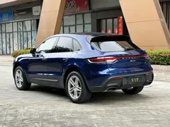 2023 Porsche Macan 2.0T, синий — фото 17