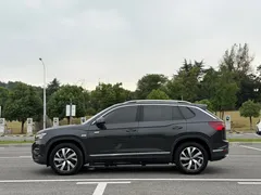 2022 Volkswagen Tayron 330TSI 2WD, чёрный — фото 4
