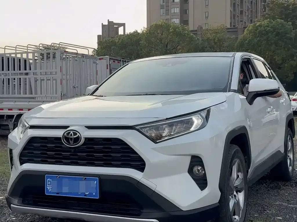 2021 Toyota RAV4 2.0L CVT 2WD Fashion